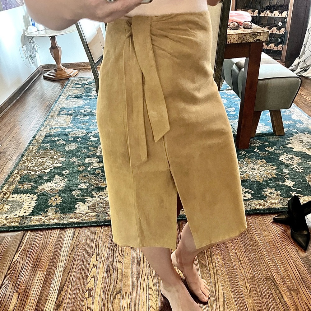 Oscar de la renta suede pencil skirt size 8